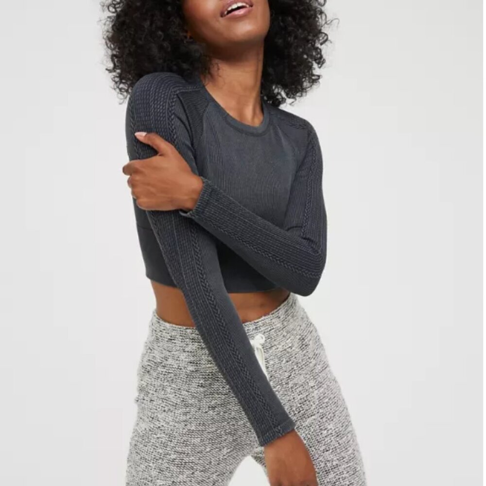 NEW OFFLINE By Aerie Black Big Chill Seamless Long Sleeve T-Shirt Women's Medium
